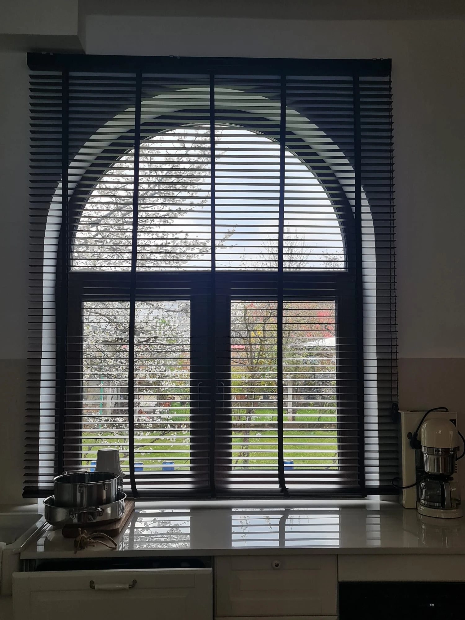 Jaluzele Orizontale din Lemn